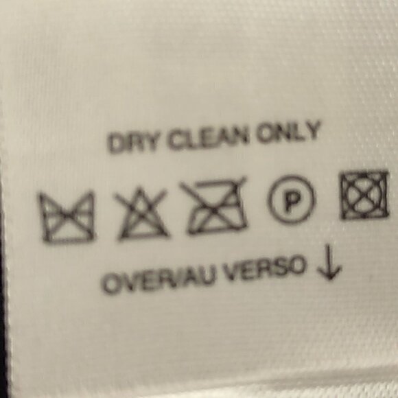 Liz Claiborne Petite Classics Three Button Black Blazer Size 2P - Picture 13 of 13